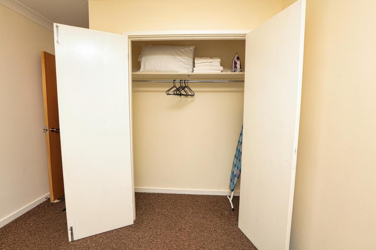 Surespring Apartment Erith Esterno foto