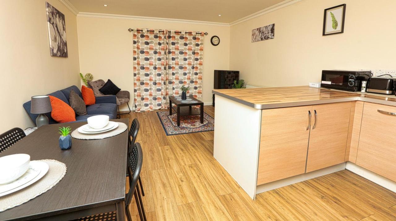 Surespring Apartment Erith Esterno foto
